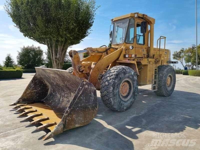 CAT 950B لوادر بعجل