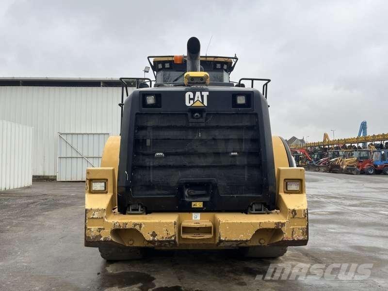 CAT 950K لوادر بعجل
