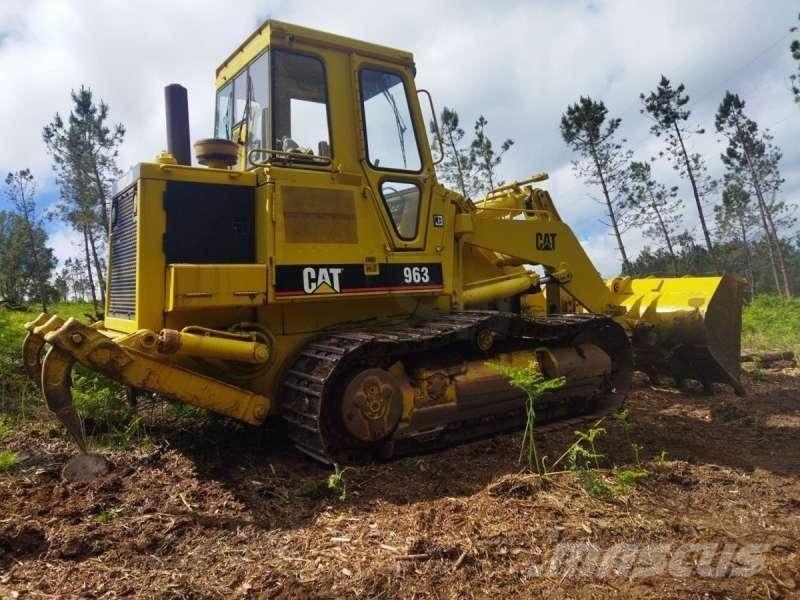 CAT 963 لوادر زحافة