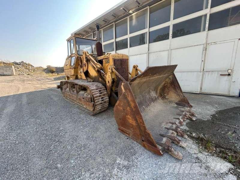 CAT 977K لوادر زحافة