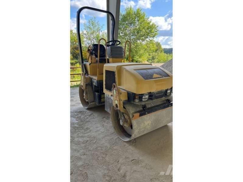 CAT CB-224E ضاغطات التربة