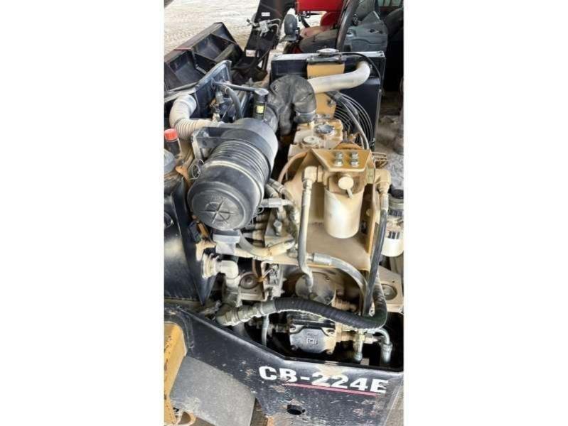CAT CB-224E ضاغطات التربة