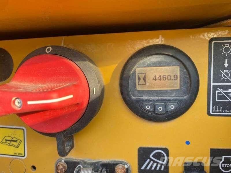 CAT D6LGP بلدوزرات مجنزرة