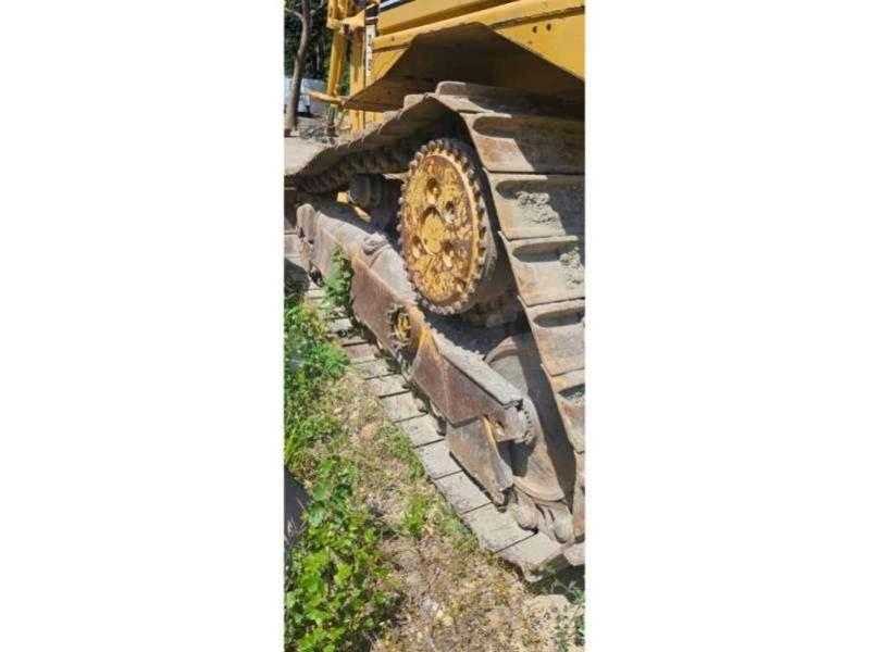 CAT D6RXL بلدوزرات مجنزرة