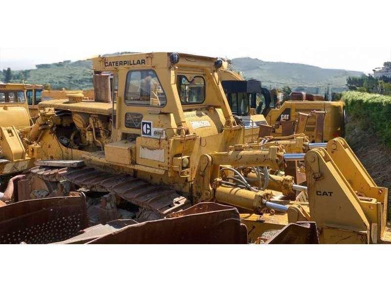 CAT D9H بلدوزرات مجنزرة