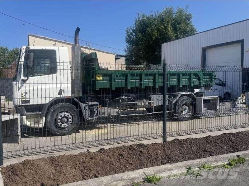DAF 75CF شاحنات قابلة للفك
