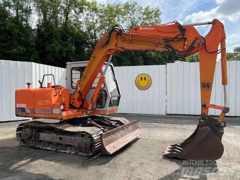 Hitachi EX60 حفارات زحافة