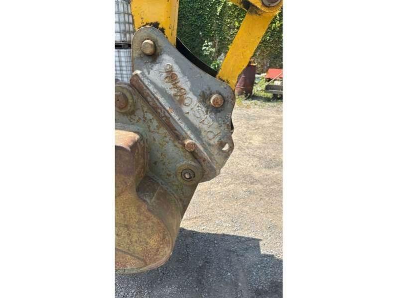 Komatsu PW75 حفارات بعجل