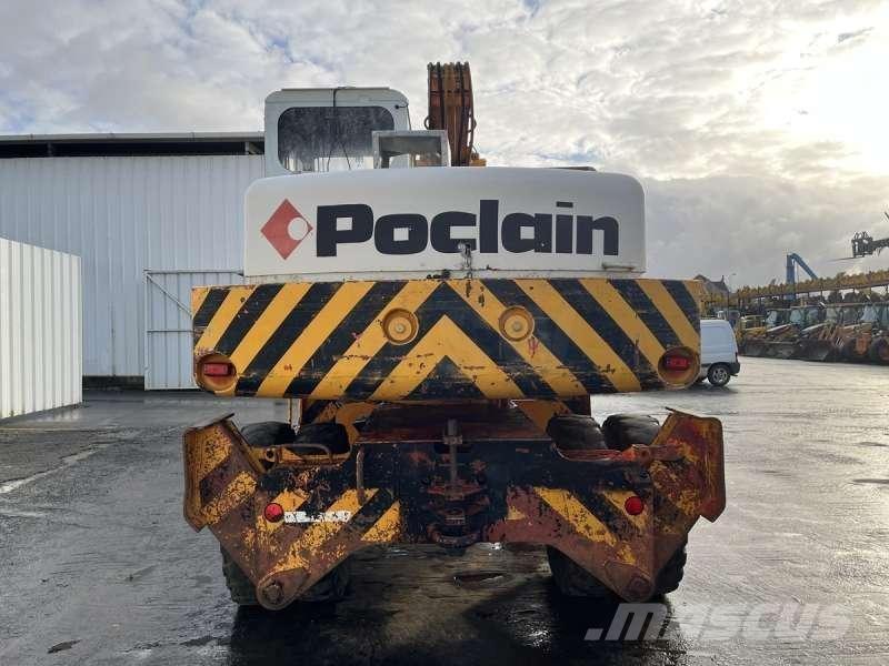Poclain P60 حفارات بعجل