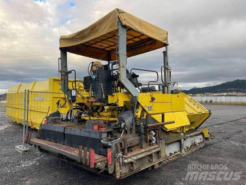 Titan 311S معدات السفلتة