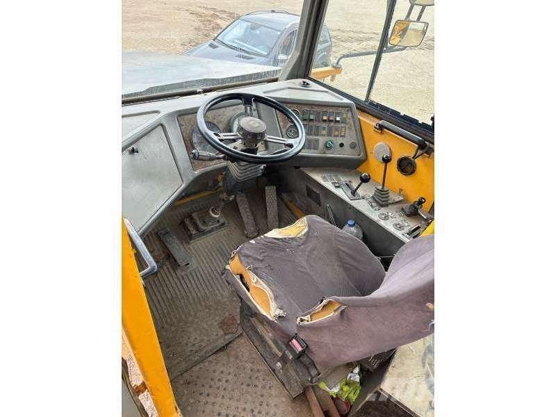 Volvo A30C ساحبات مفصلية