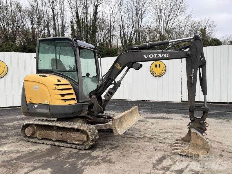 Volvo EC27C حفارات صغيرة أقل من 7 طن (حفارات صغيرة)