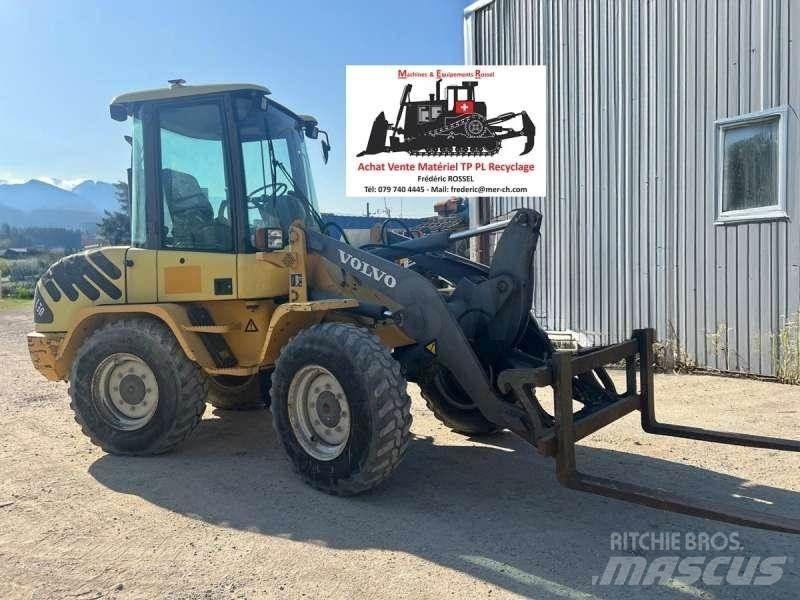 Volvo L30Z لوادر صغيرة