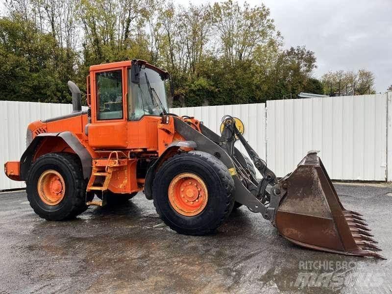 Volvo L60E لوادر بعجل