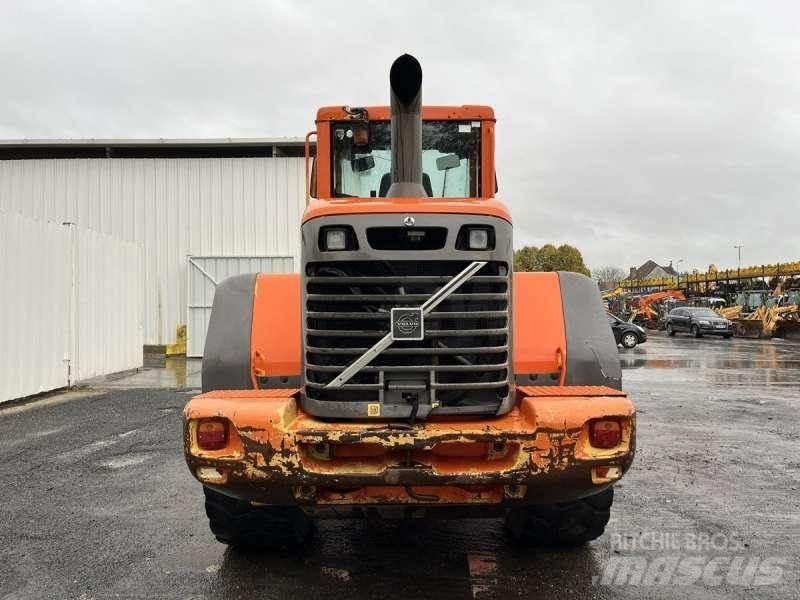 Volvo L60E لوادر بعجل