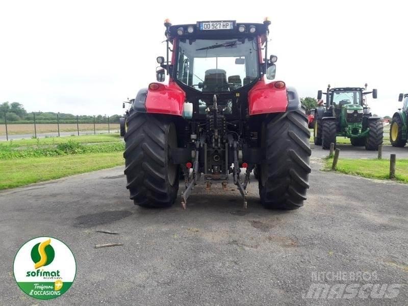 Valtra T183 الجرارات