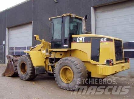 CAT 938G لوادر بعجل