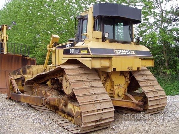 CAT D6R LGP بلدوزرات مجنزرة