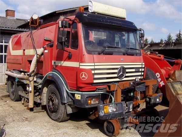 Mercedes-Benz 1824 شاحنات أخرى