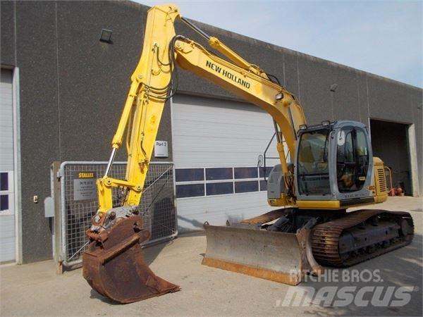 New Holland E150 حفارات زحافة