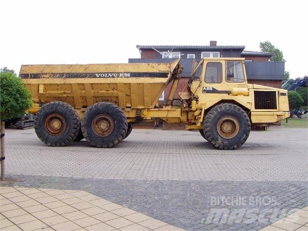 Volvo A25 ساحبات مفصلية