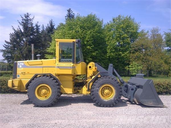 Volvo L70B لوادر بعجل