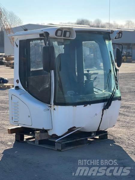 Liebherr 556 KABINA كابينة والداخلية