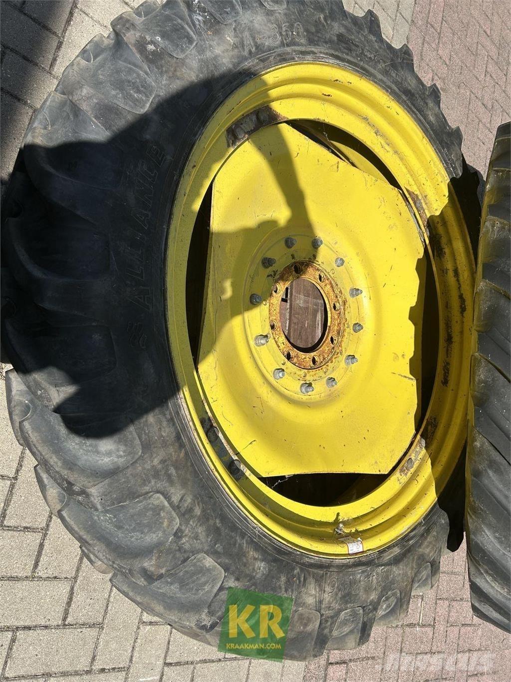 Alliance 12.4R46 الإطارات والعجلات والحافات