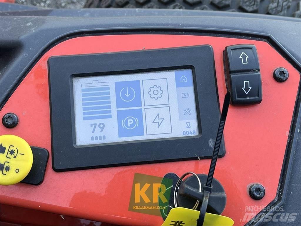 Ariens ZENITH ماكينات زراعية أخرى