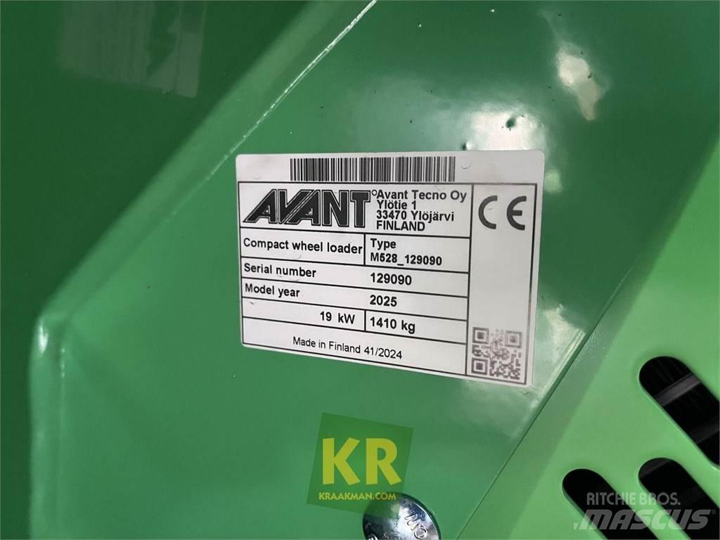 Avant 528 TDL لوادر بعجل