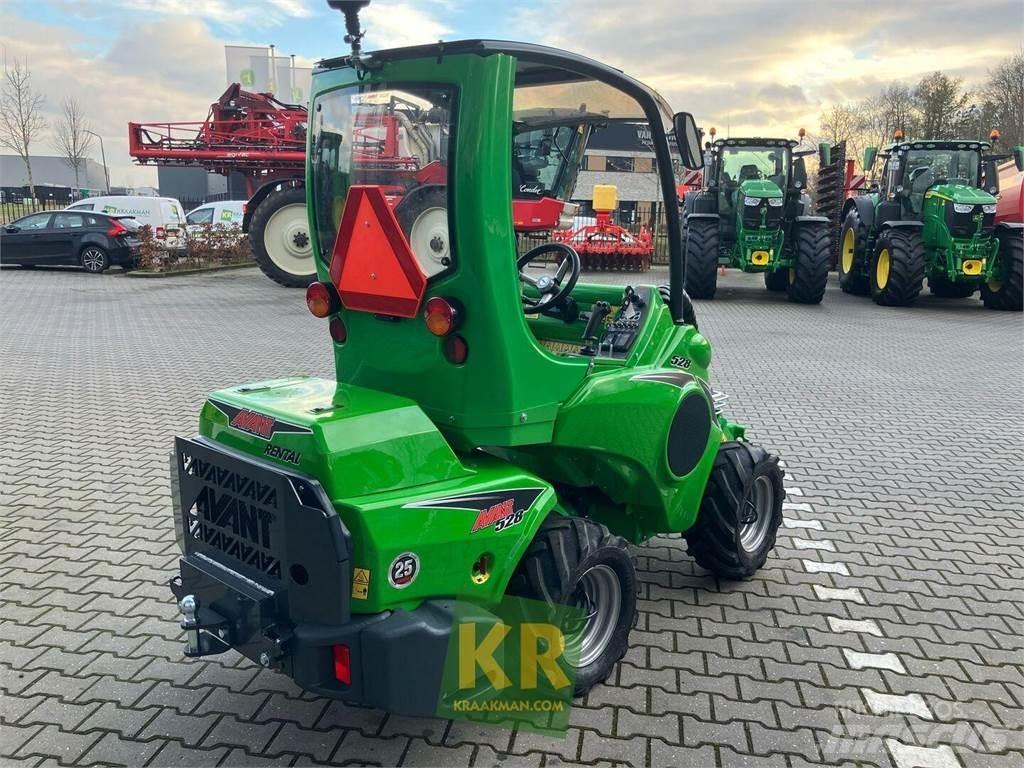 Avant 528 TDL لوادر بعجل