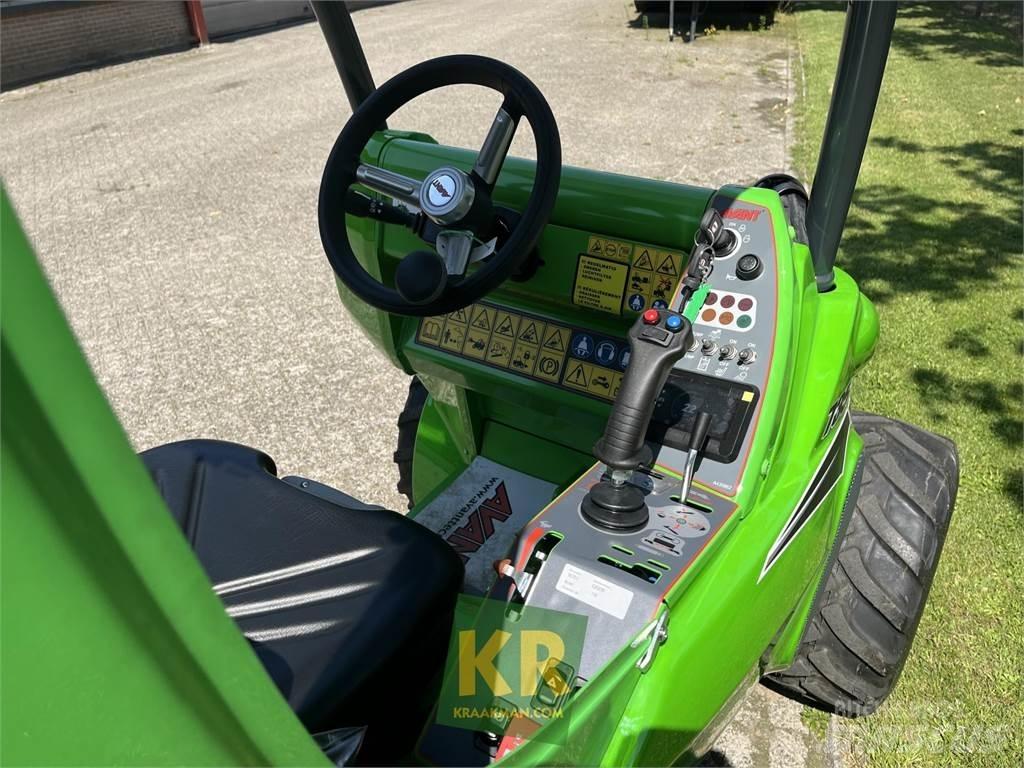 Avant 735 TDL لوادر وحفارات أمامية