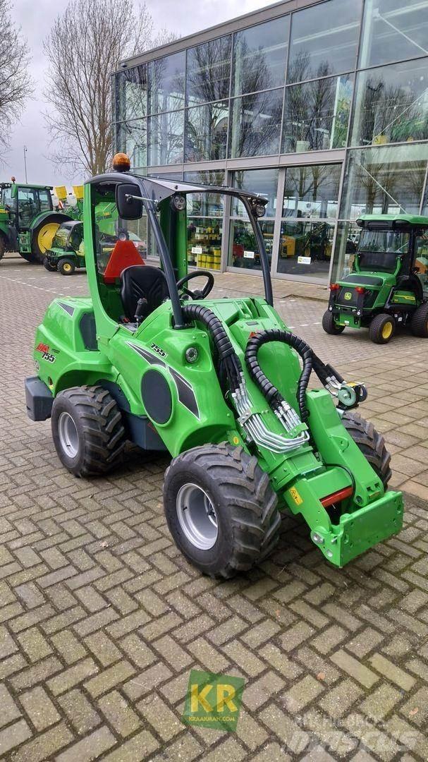 Avant 755 TDL لوادر وحفارات أمامية