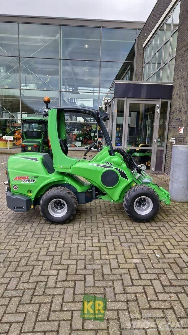 Avant 755 TDL لوادر وحفارات أمامية