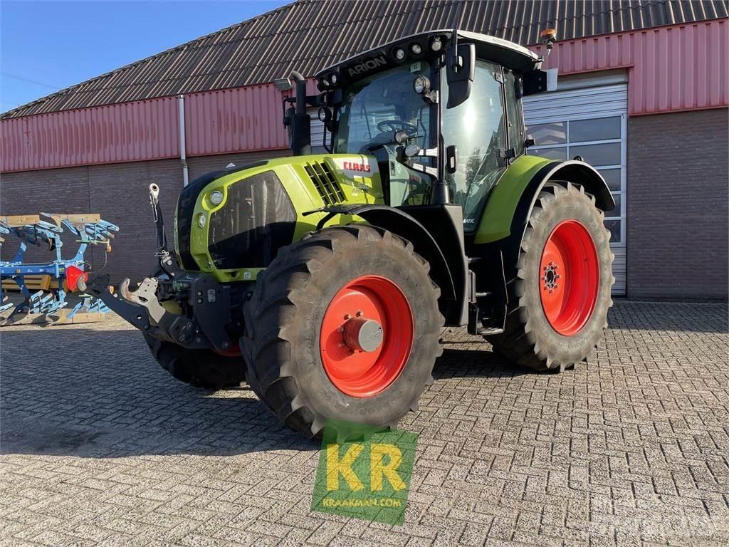 CLAAS Arion 530 الجرارات