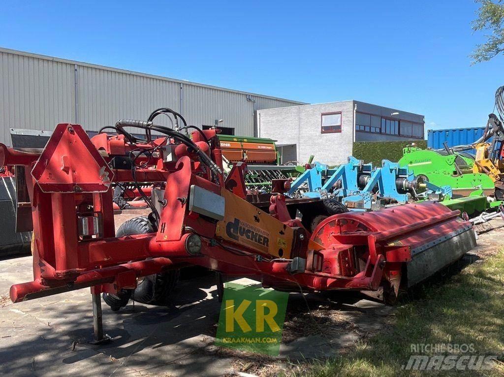 Dücker USM 21 جزازات وأغطية المراعي
