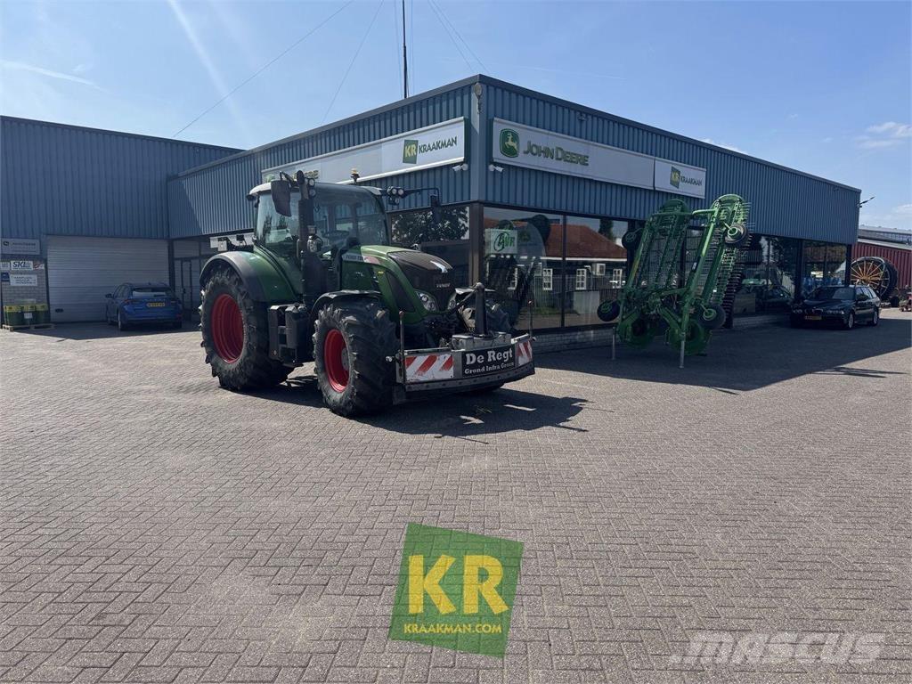 Fendt 720 Vario الجرارات