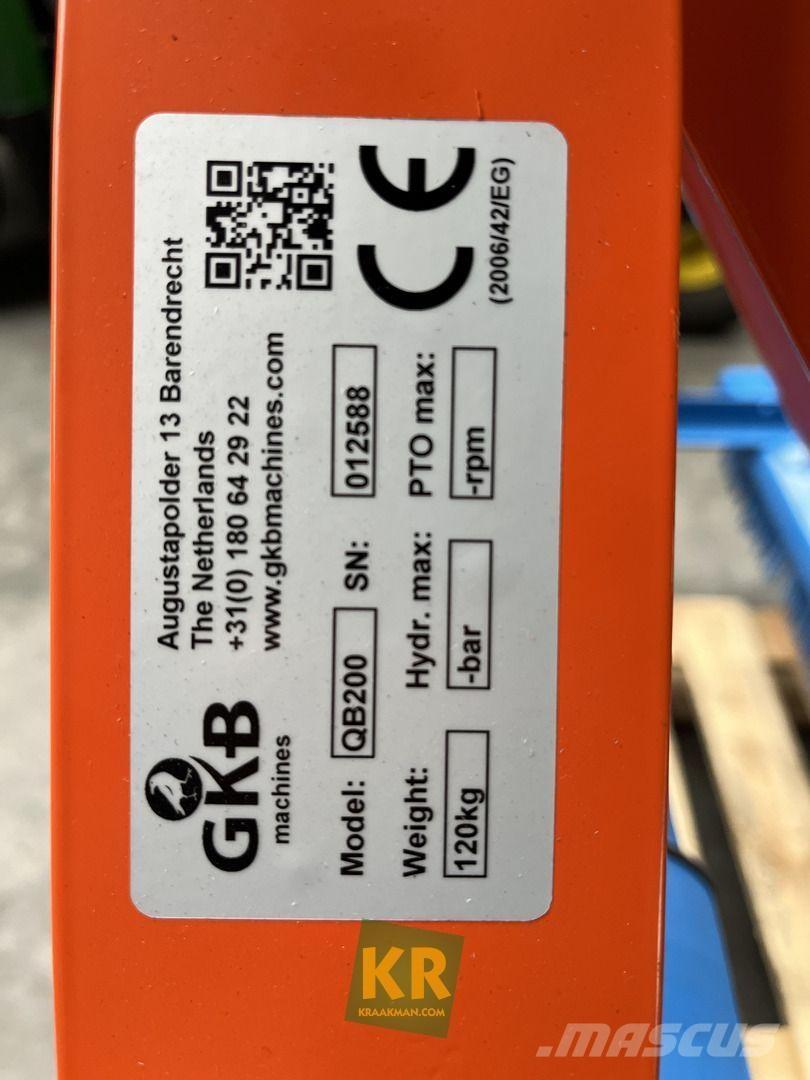  GKB Quick Brush كناسات