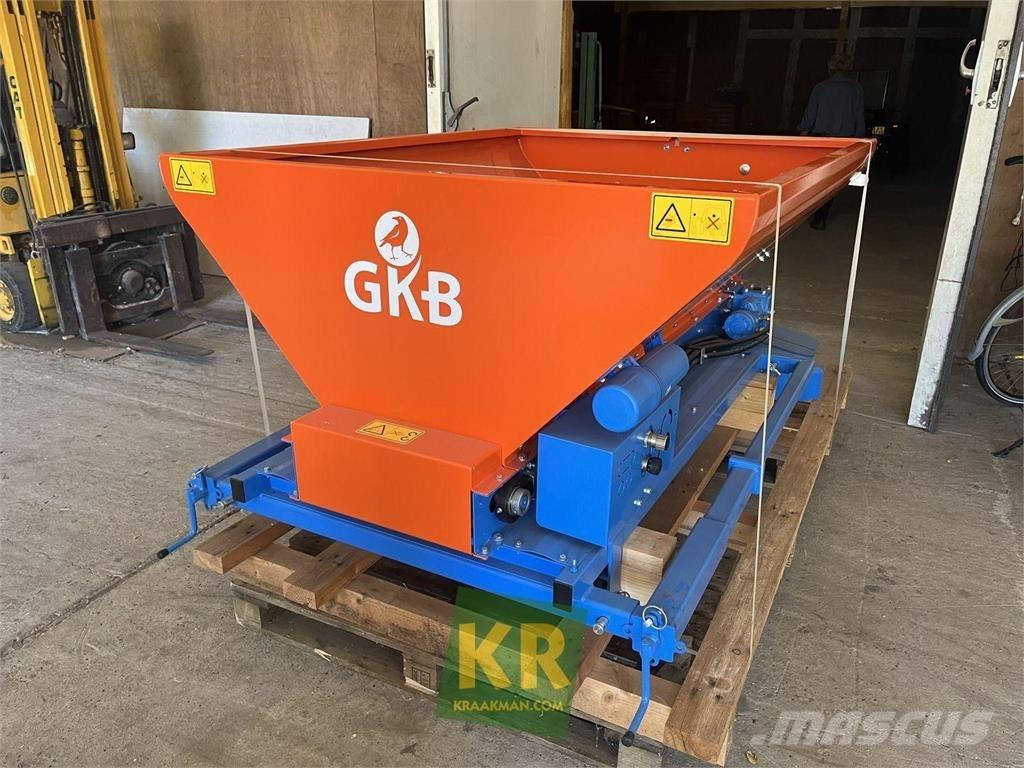  GKB Sandspreader معدات نشر الرمال والملح