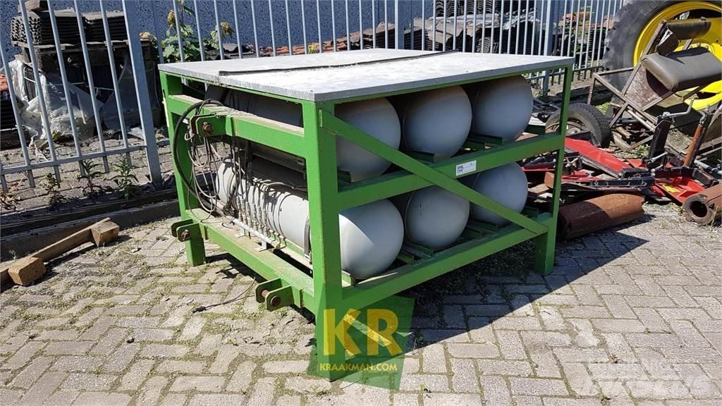 Hoaf 6x 116 liter ماكينات زراعية أخرى