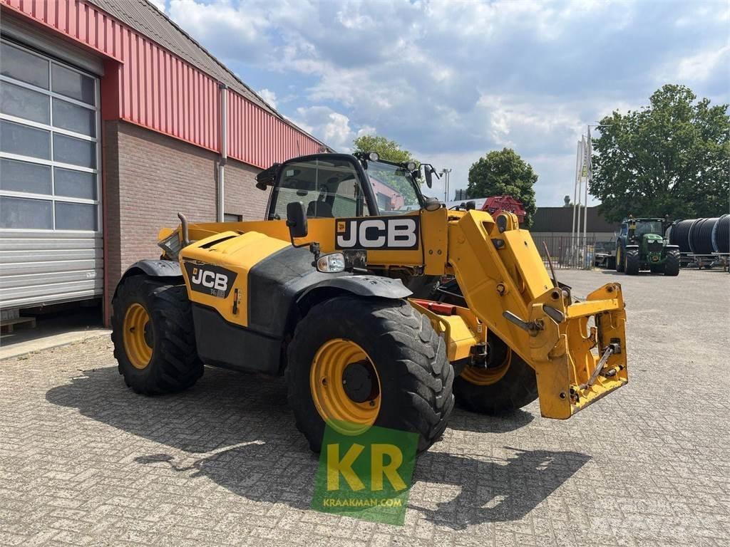 JCB 541-70 معدات مناولة لأغراض الزراعة