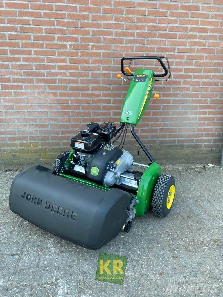 John Deere 260 محشات الخضر