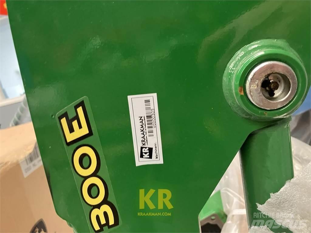 John Deere 300E لوادر وحفارات أمامية