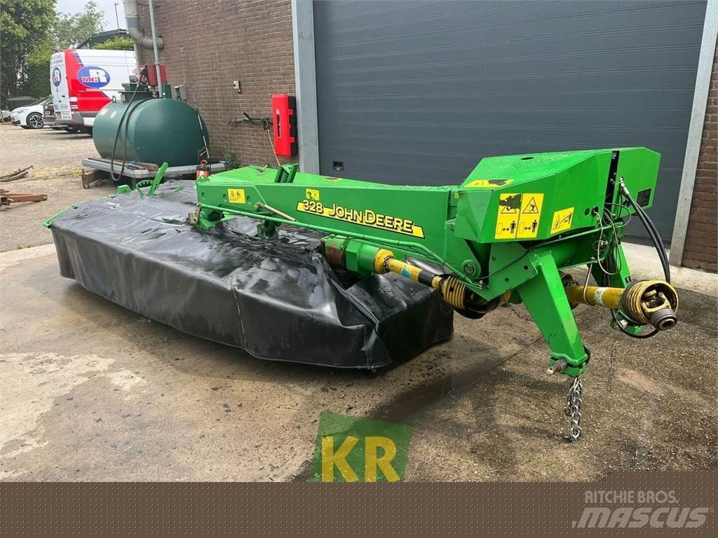 John Deere 328 ماكينات زراعية أخرى