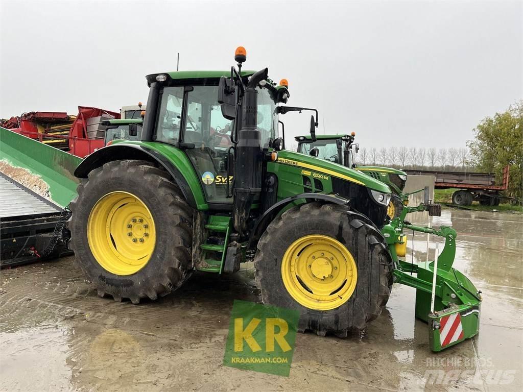 John Deere 6120M الجرارات