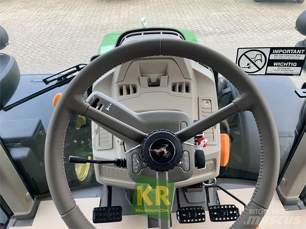 John Deere 6120M الجرارات