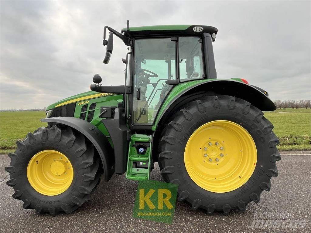 John Deere 6120M الجرارات