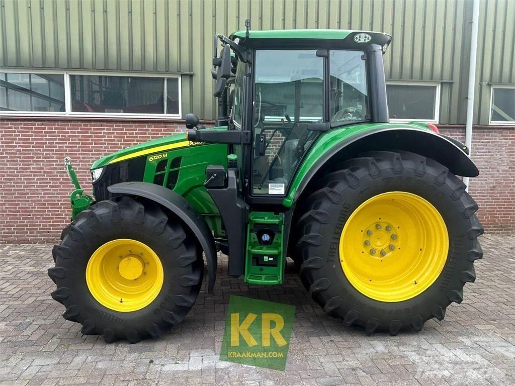 John Deere 6120M الجرارات
