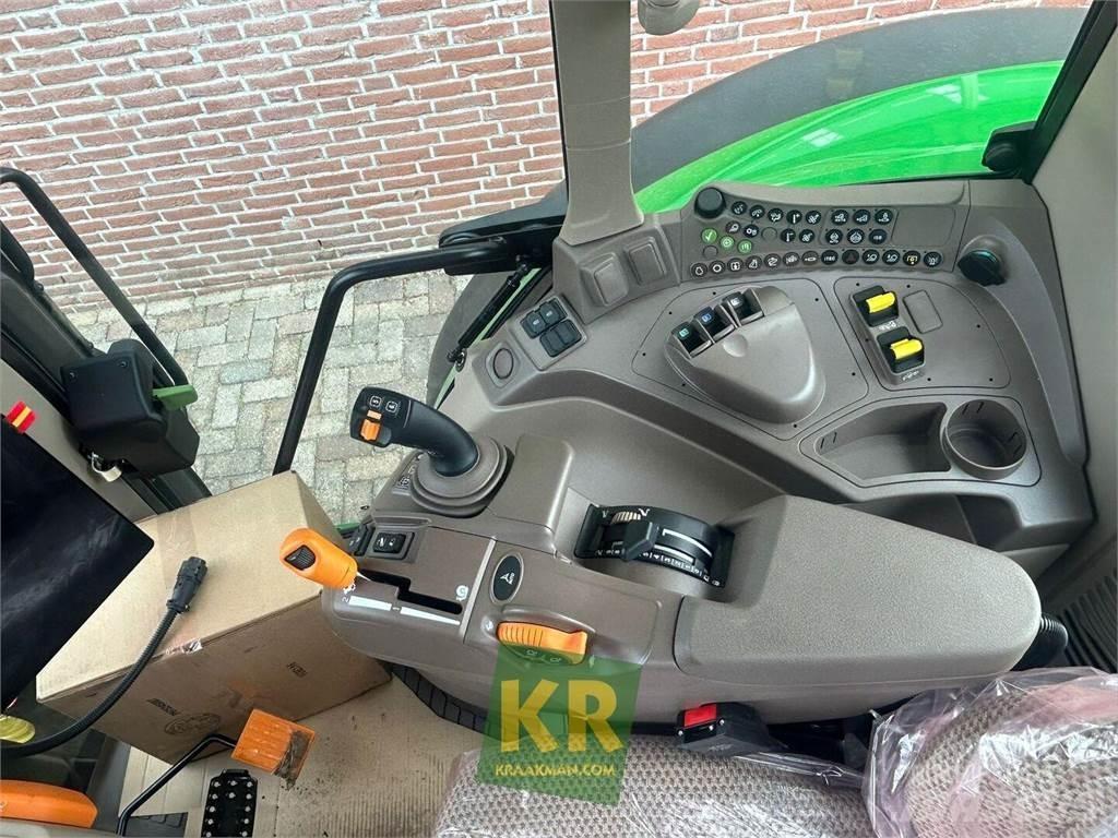 John Deere 6120M الجرارات