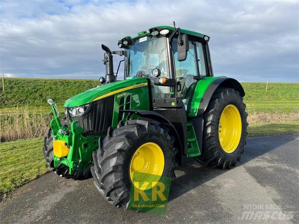 John Deere 6120M الجرارات